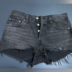 Levi’s 501 shorts, size 25